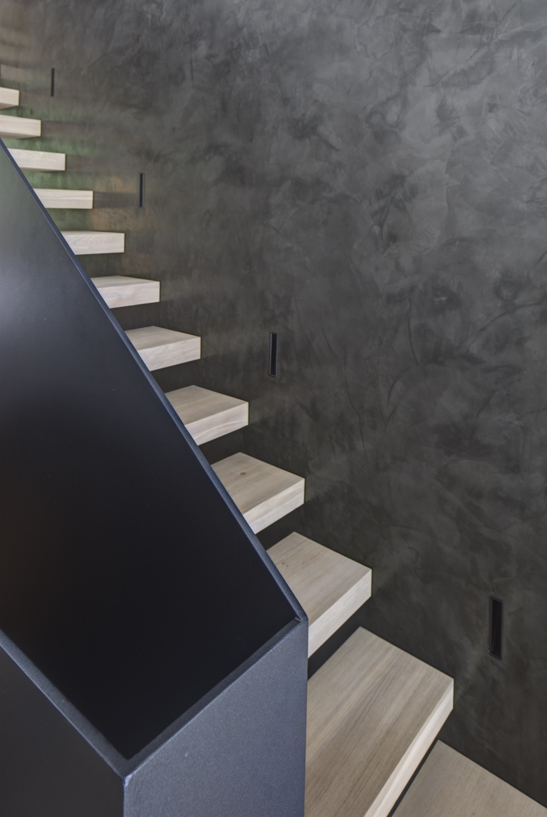 Suspended timber stair detail